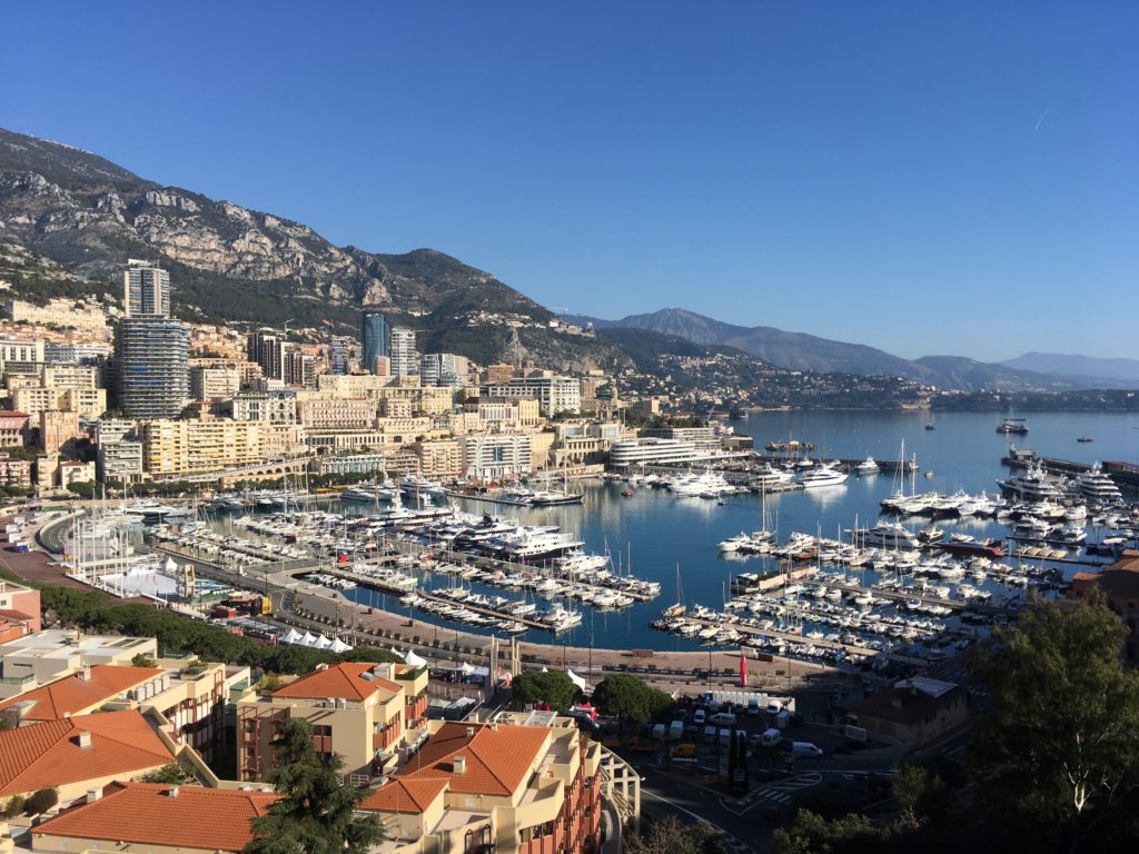 モナコ旧市街へ